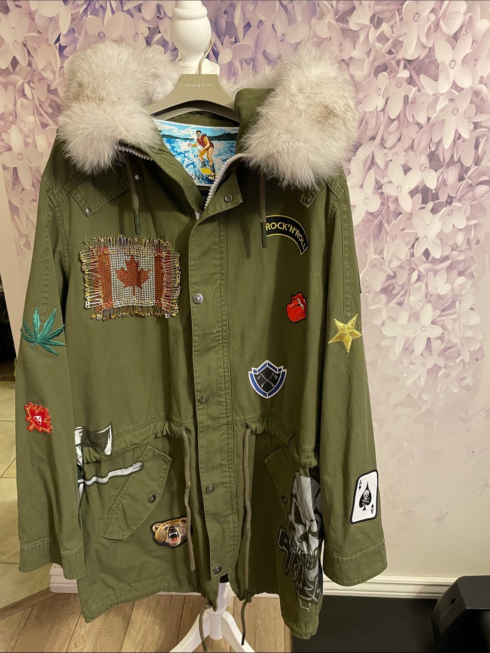 Moose Knuckles  Olive Green Military Cotton parka size XL